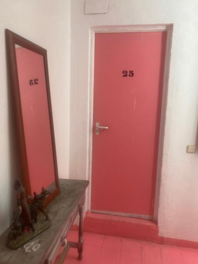 Habitacion Al Lado Gran Via, Malasana Мадрид Екстериор снимка